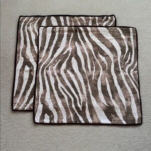 Pottery Barn Pillow covers 24”x 24”set of 2